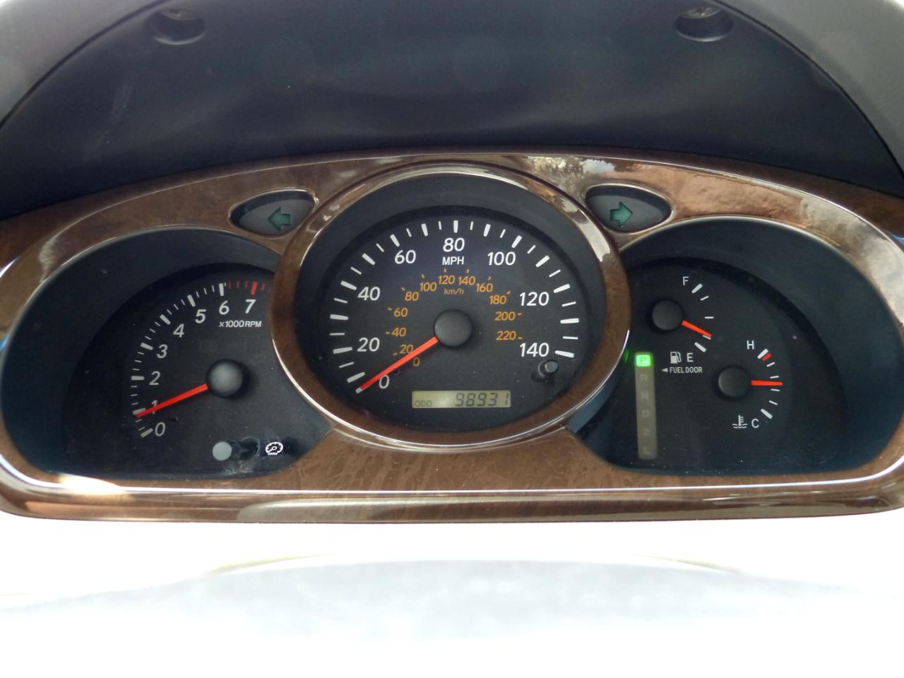 Toyota Highlander V6 2WD 2003