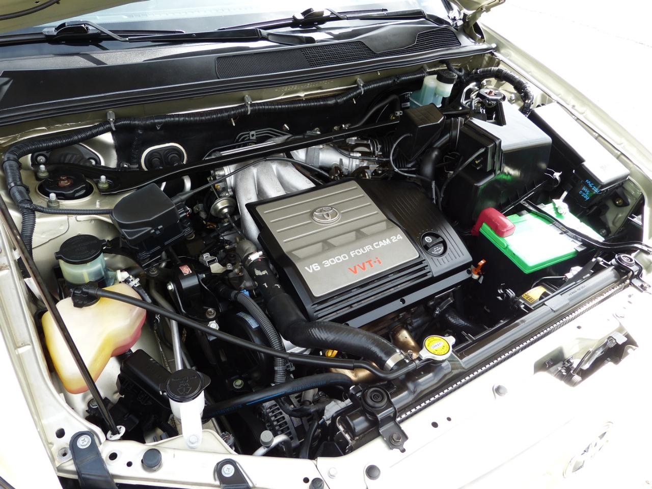 Toyota Highlander V6 2WD 2003