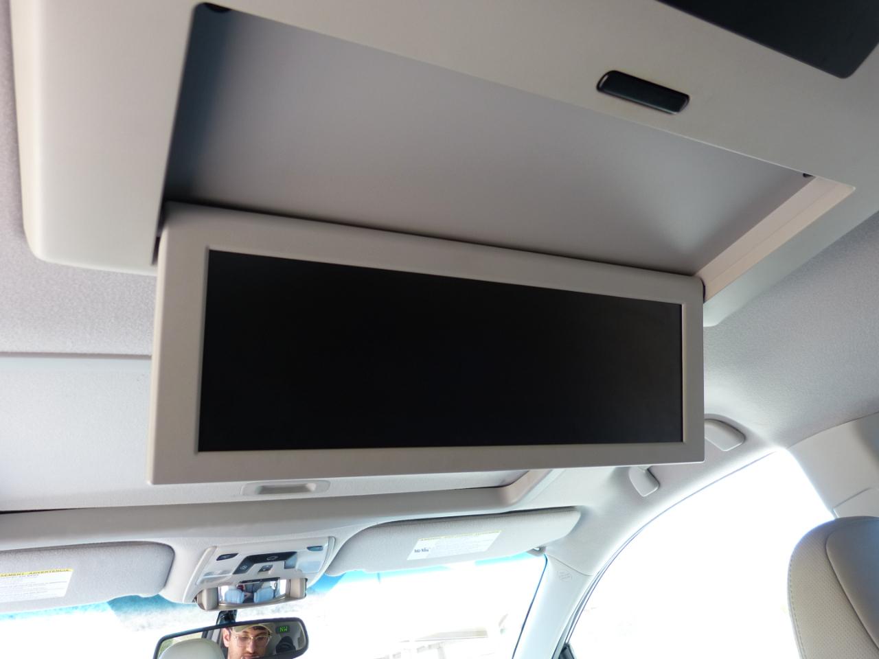 Toyota Sienna Limited 7-Pass V6 2011