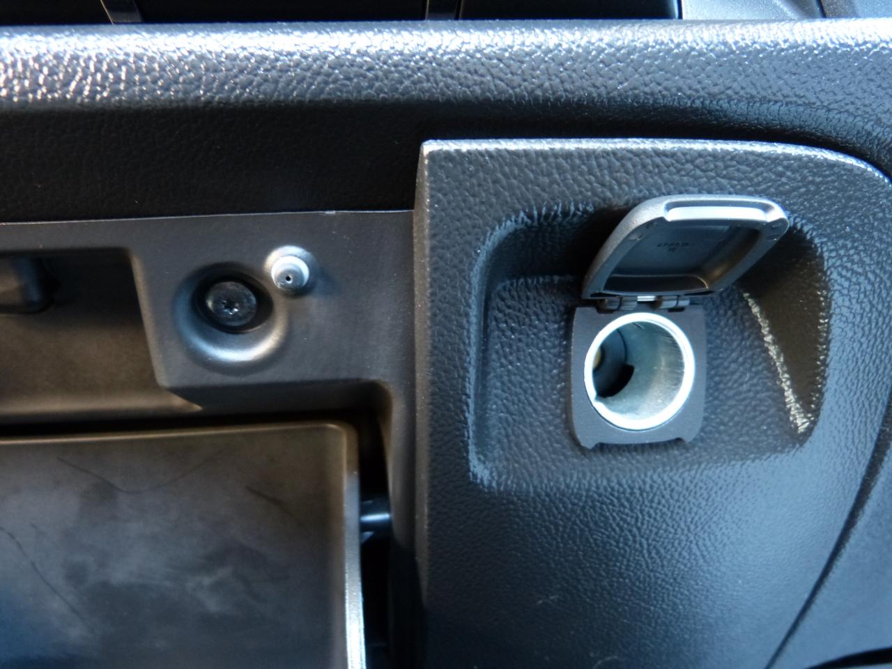 Chevrolet Silverado 1500 Work Truck Short Box 2WD 2015