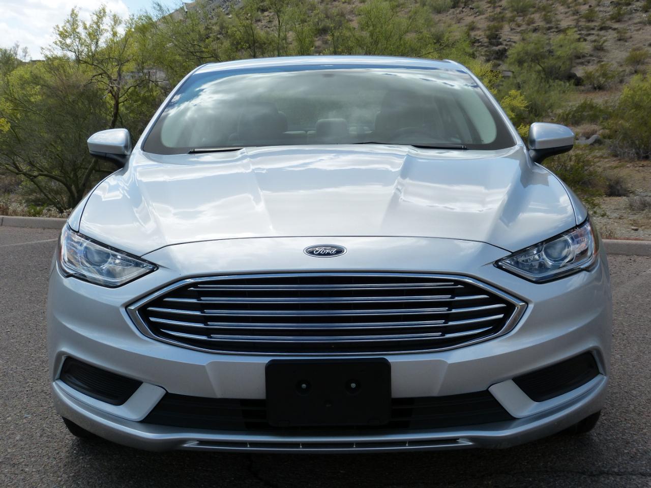 Ford Fusion Hybrid S 2018