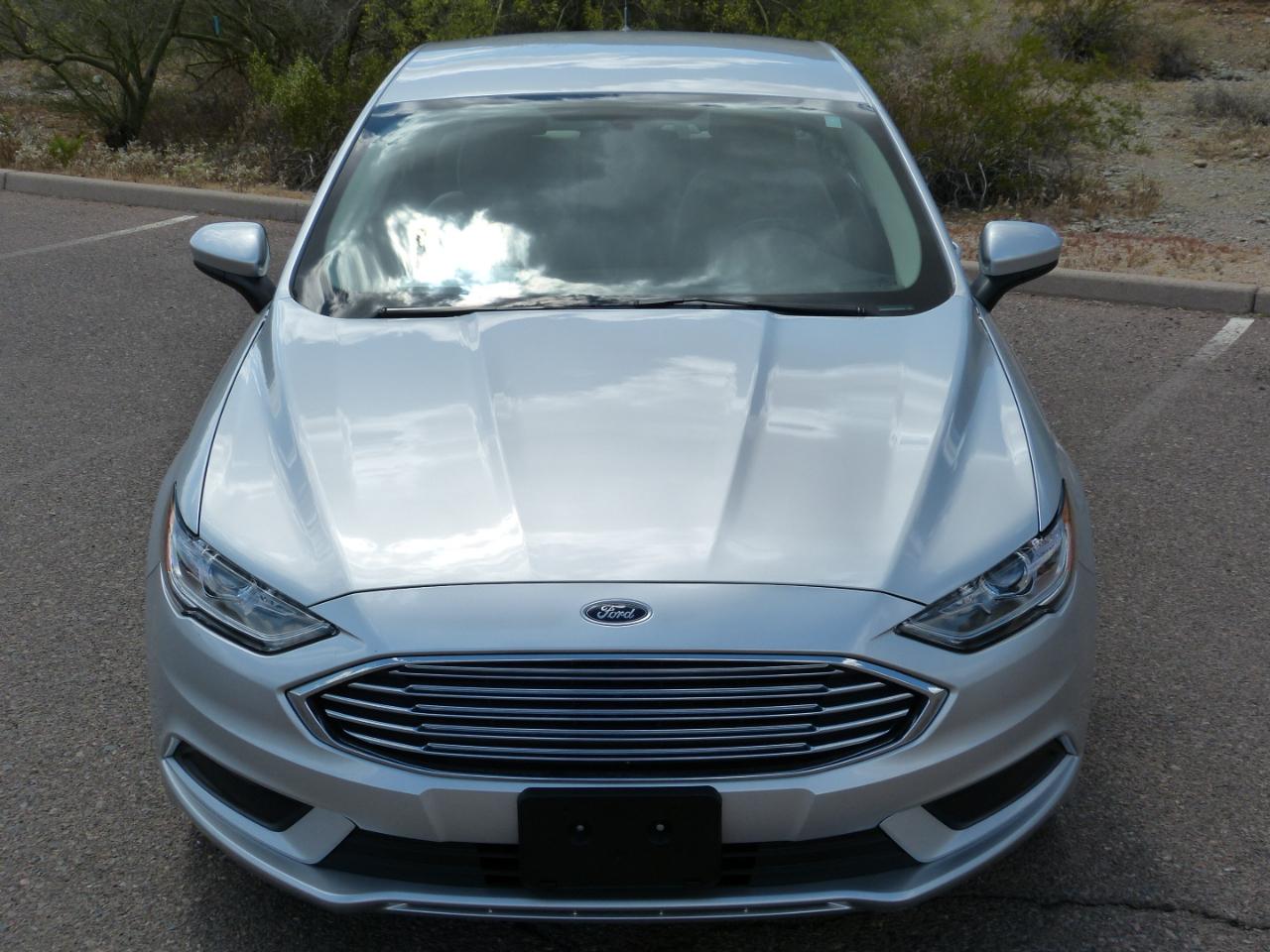 Ford Fusion Hybrid S 2018