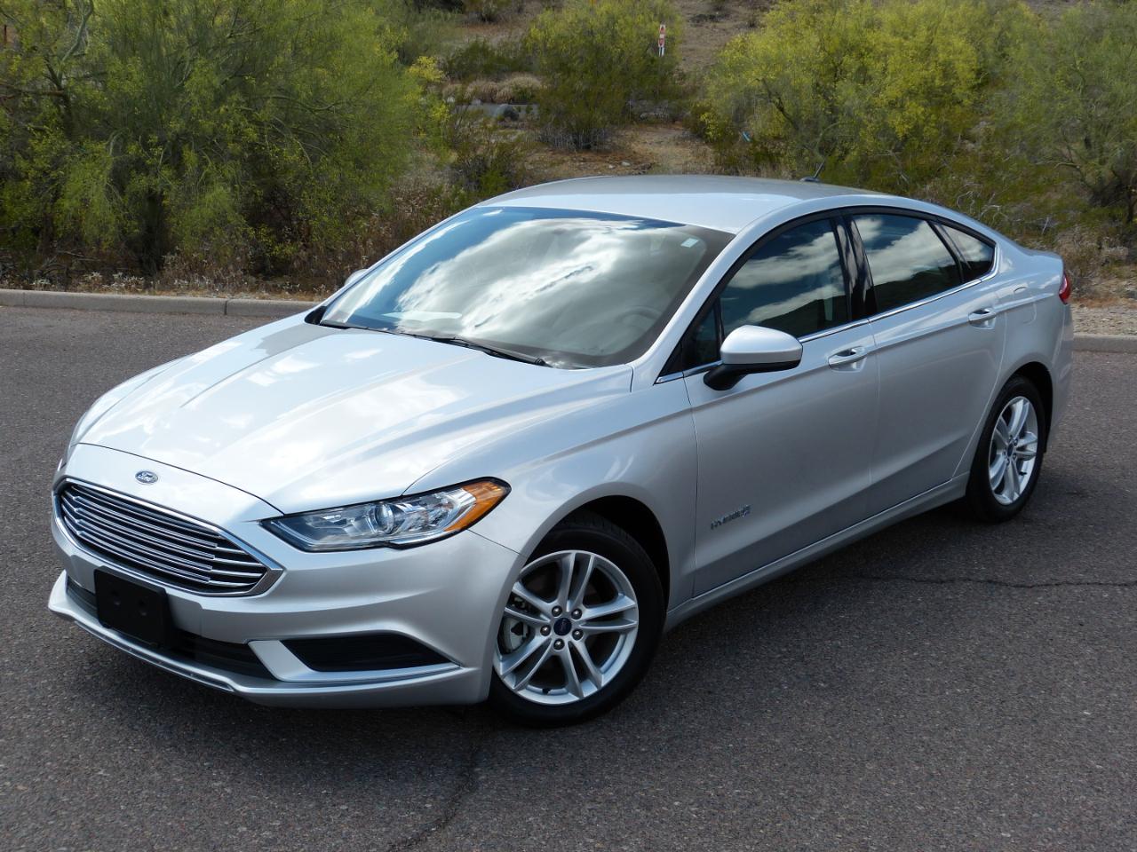 Ford Fusion Hybrid S 2018