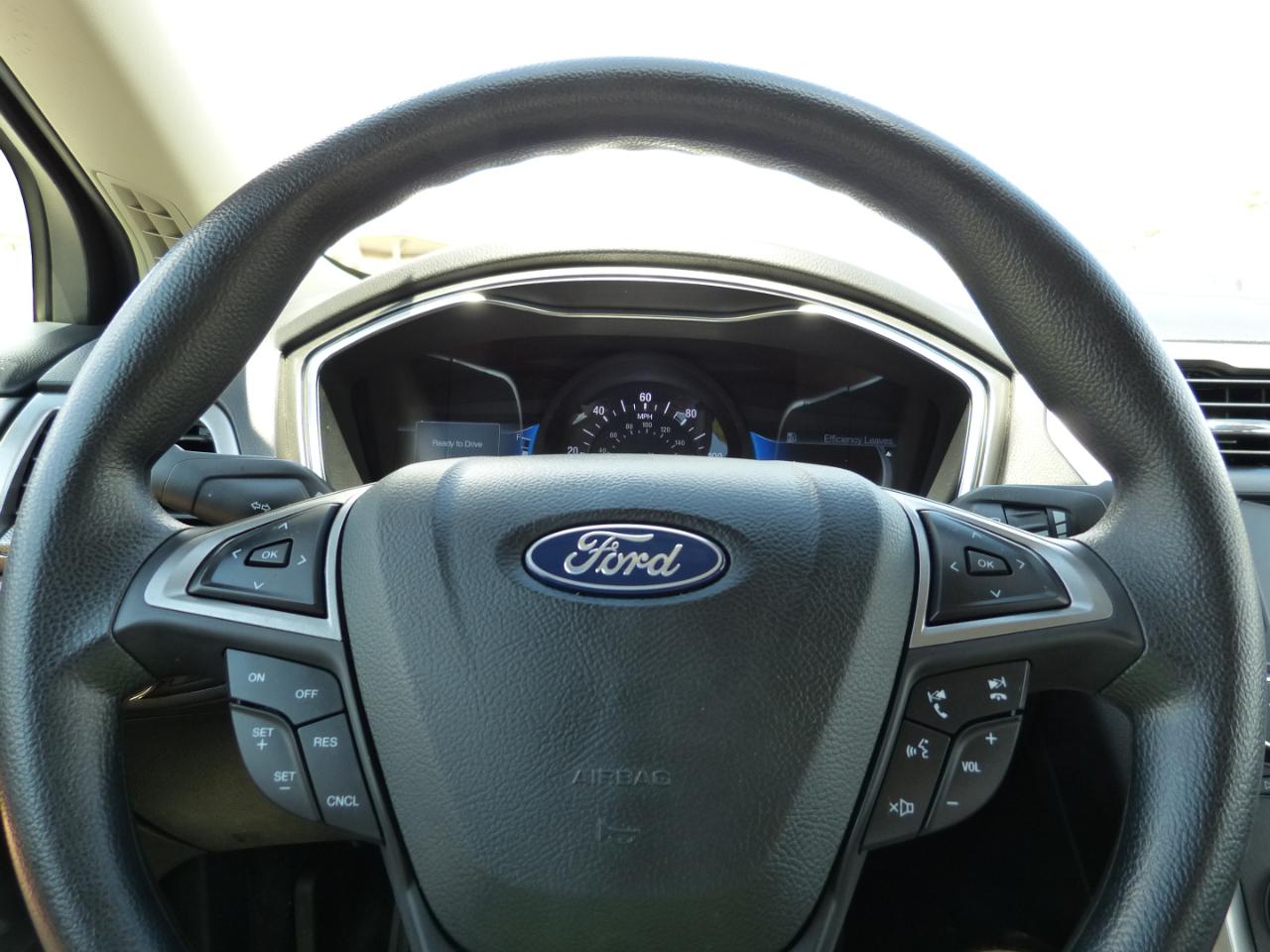 Ford Fusion Hybrid S 2018