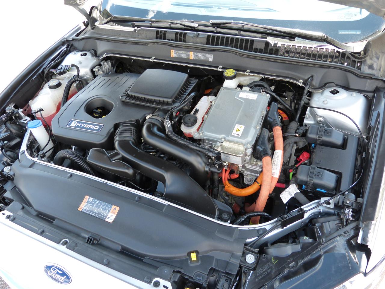 Ford Fusion Hybrid S 2018