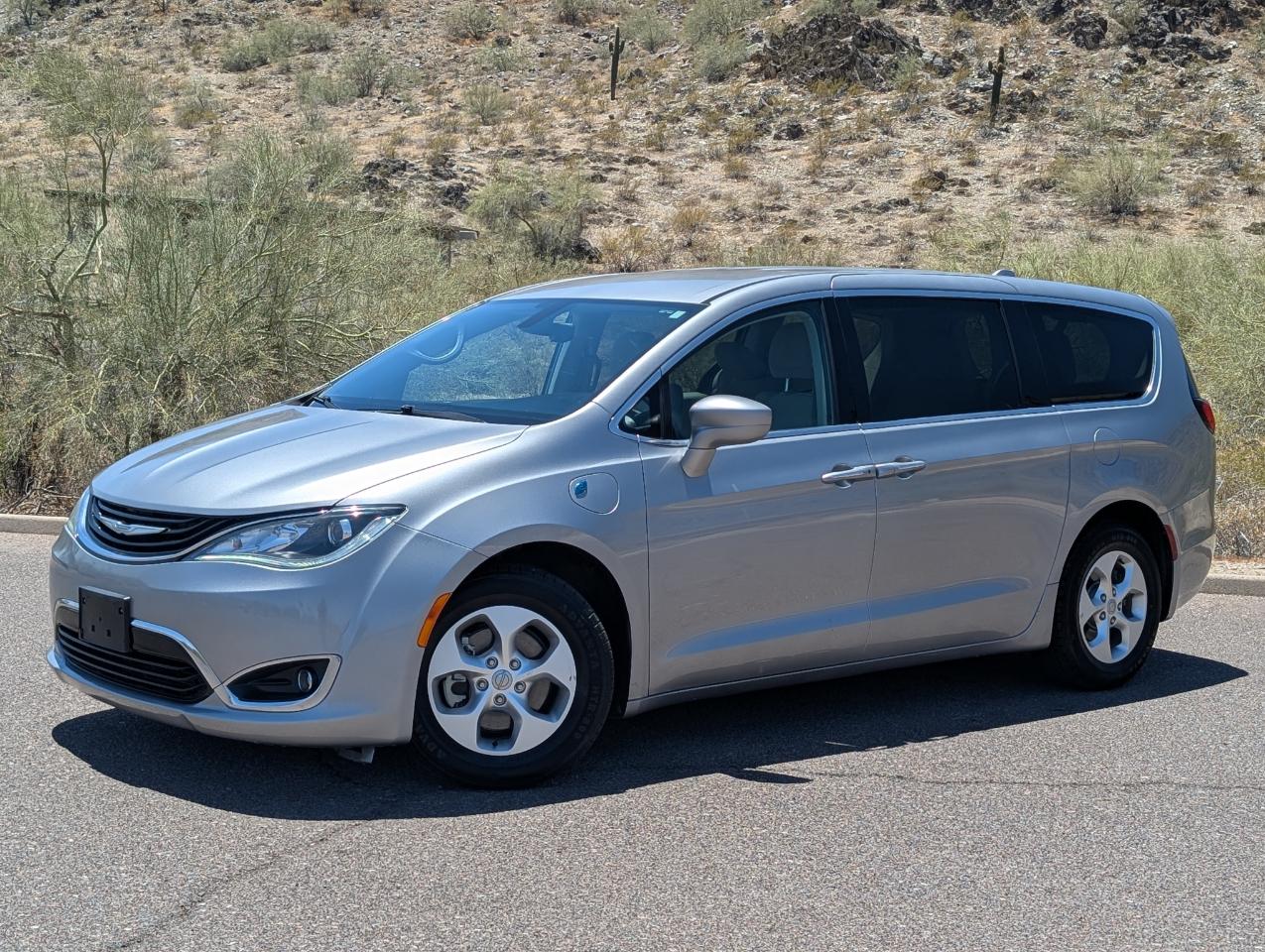 Chrysler Pacifica Hybrid Touring Plus 2018