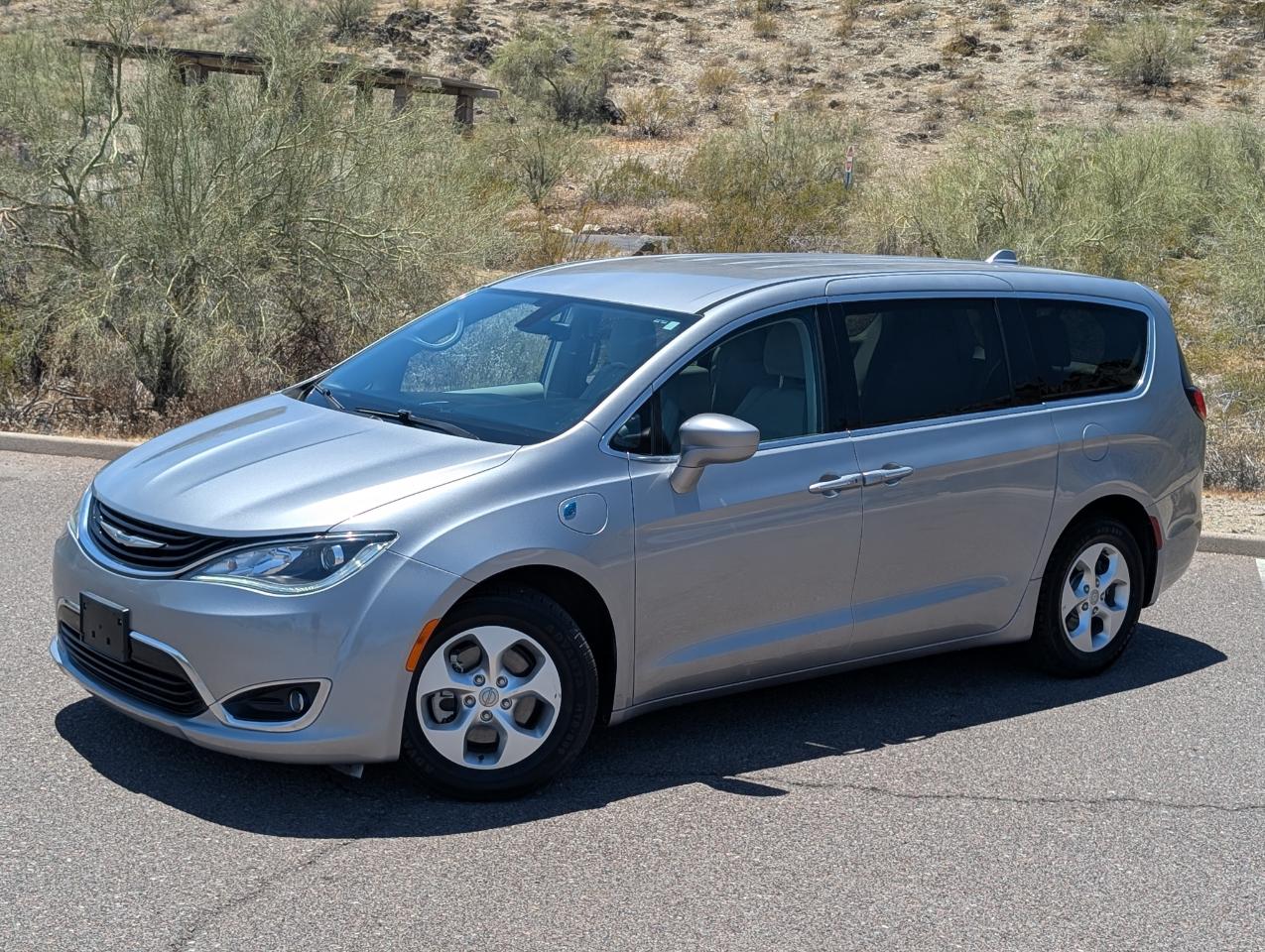 Chrysler Pacifica Hybrid Touring Plus 2018