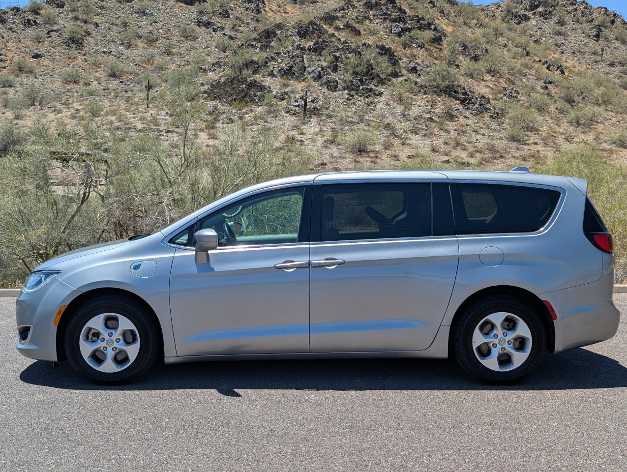 Chrysler Pacifica Hybrid Touring Plus 2018