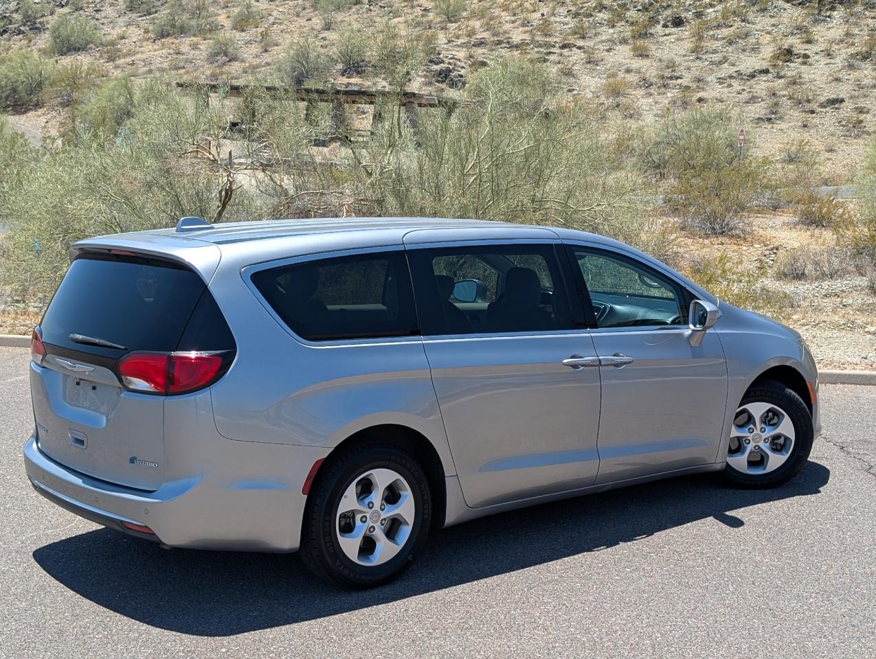 Chrysler Pacifica Hybrid Touring Plus 2018