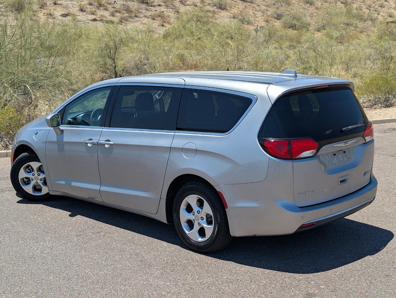 Chrysler Pacifica Hybrid Touring Plus 2018