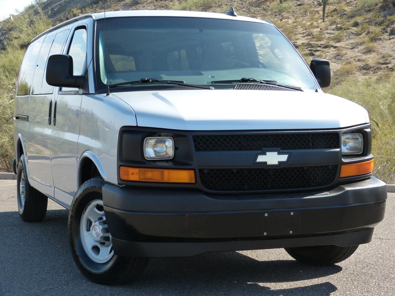 Chevrolet Express LS 2500 2017