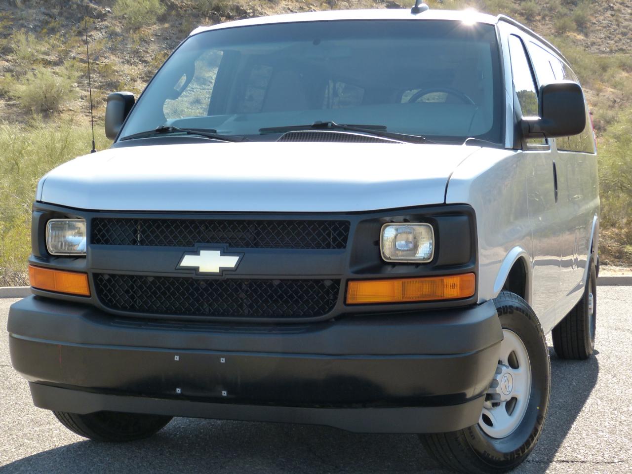 Chevrolet Express LS 2500 2017