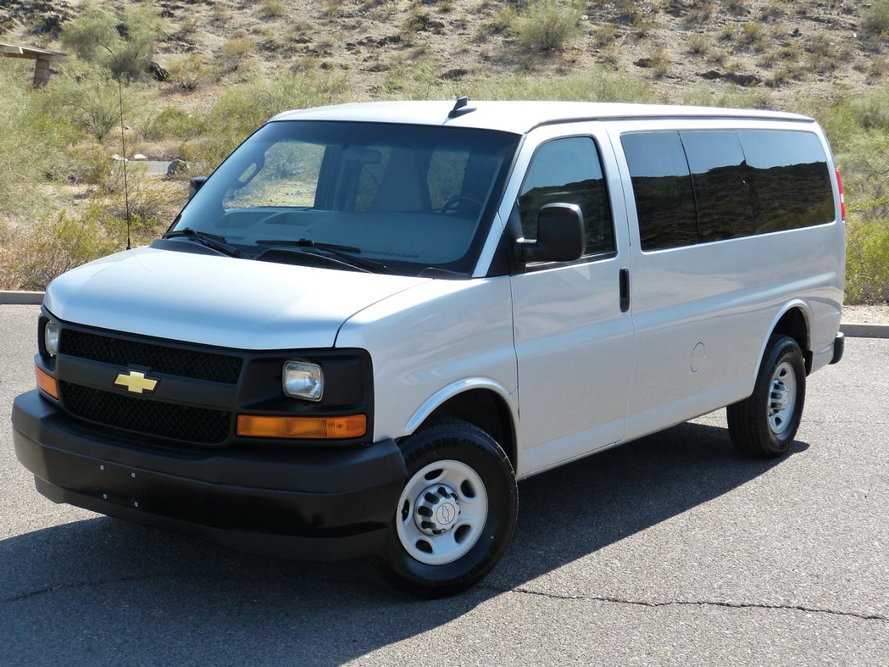 Chevrolet Express LS 2500 2017