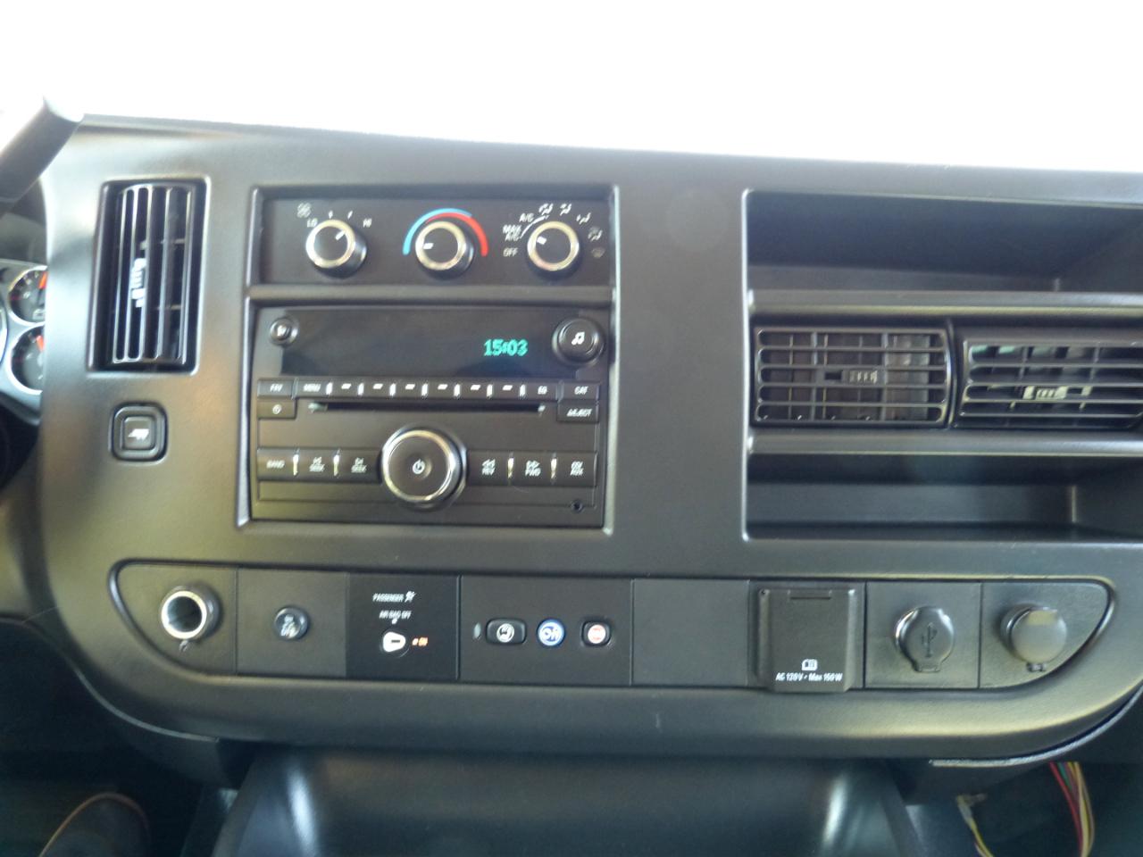 Chevrolet Express LS 2500 2017