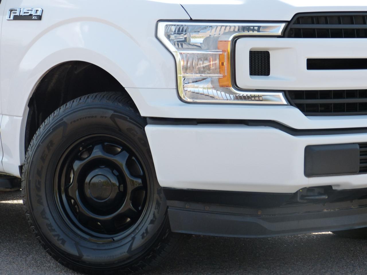 Ford F-150 4WD SuperCrew 145" XLT 2019