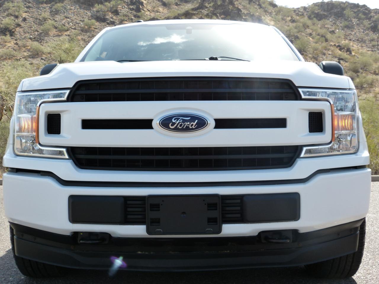 Ford F-150 4WD SuperCrew 145" XLT 2019