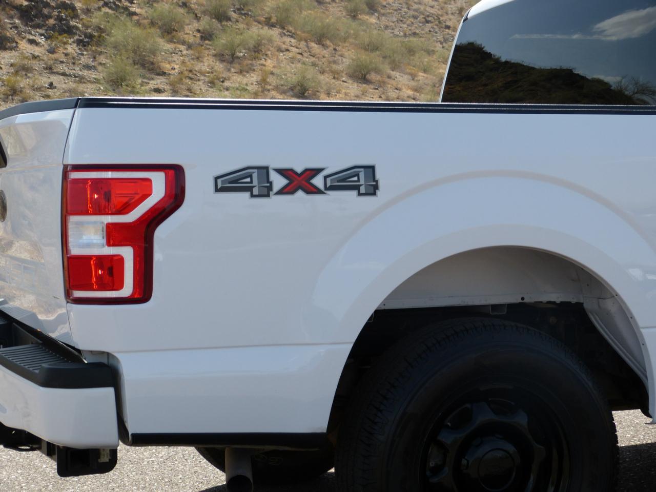 Ford F-150 4WD SuperCrew 145" XLT 2019