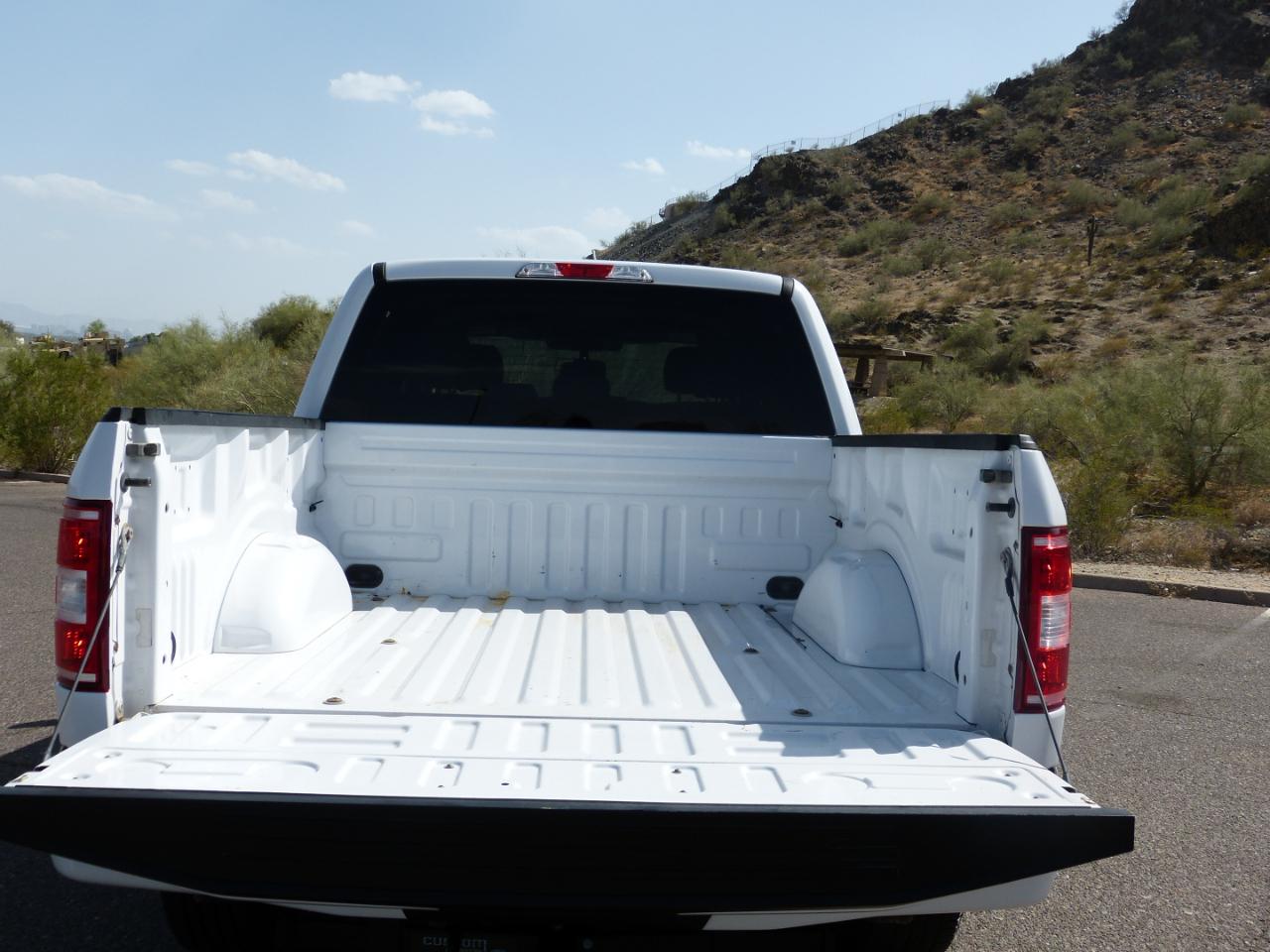 Ford F-150 4WD SuperCrew 145" XLT 2019