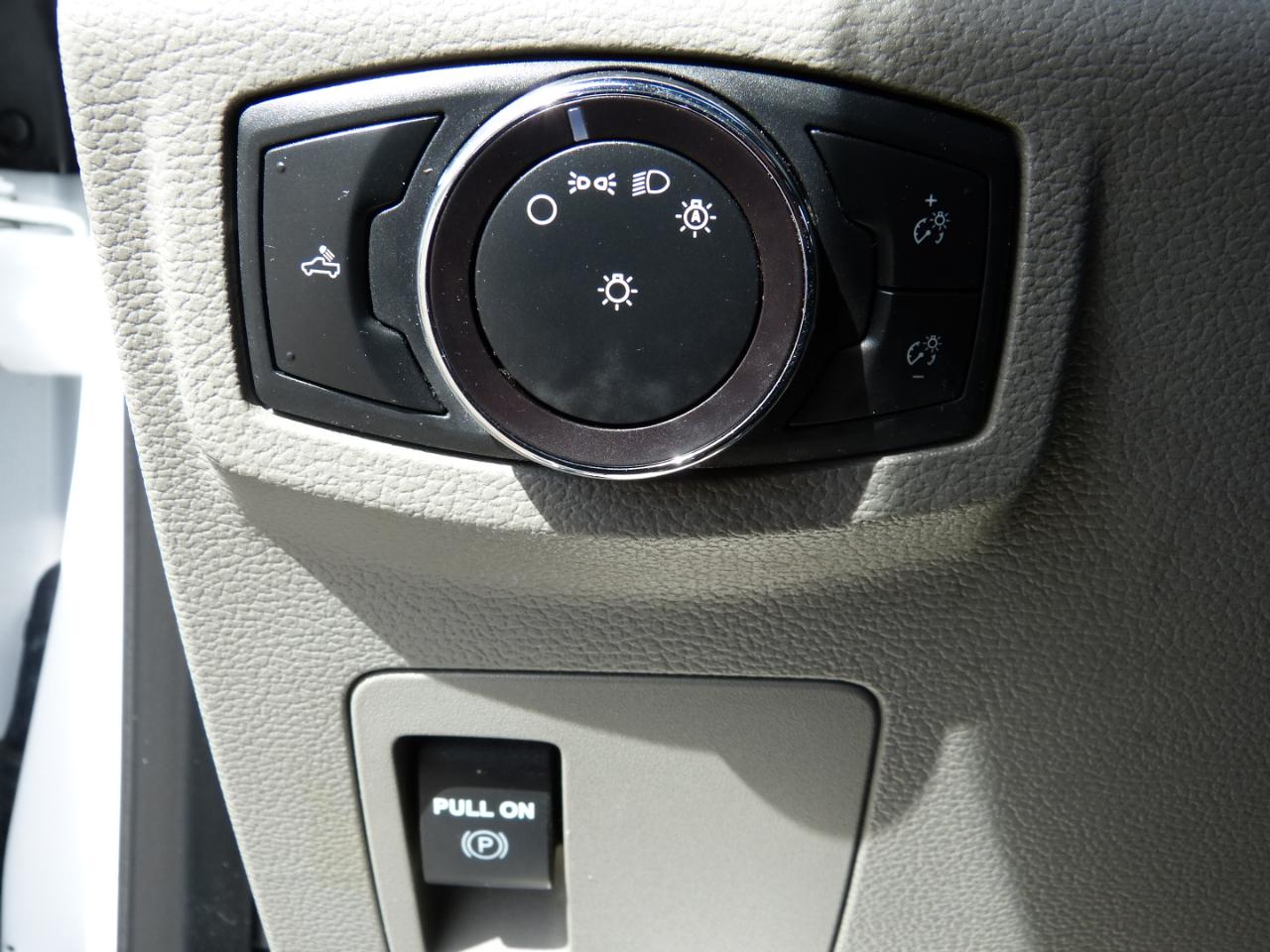Ford F-150 4WD SuperCrew 145" XLT 2019