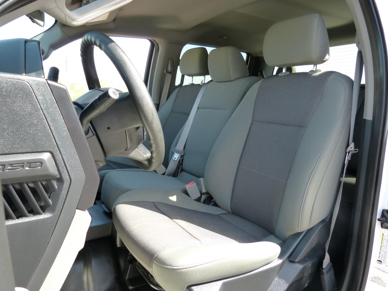 Ford F-150 4WD SuperCrew 145" XLT 2019
