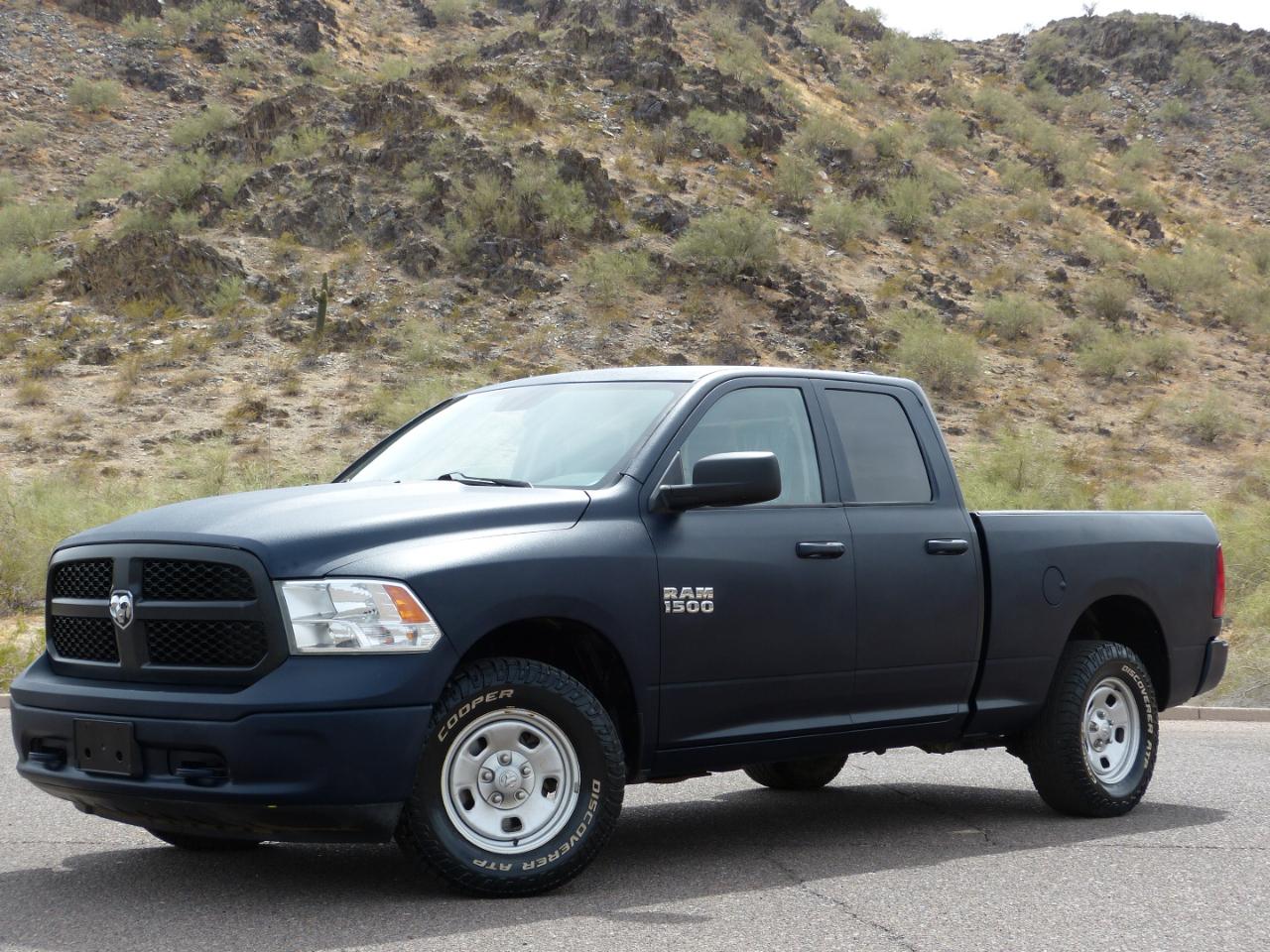 RAM 1500 Tradesman Quad Cab 4WD 2015