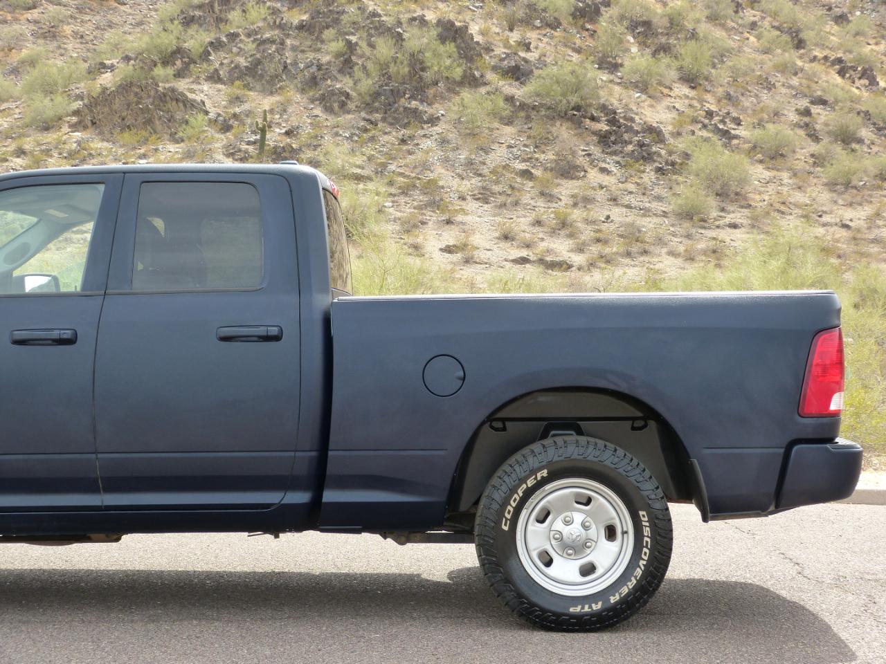 RAM 1500 Tradesman Quad Cab 4WD 2015