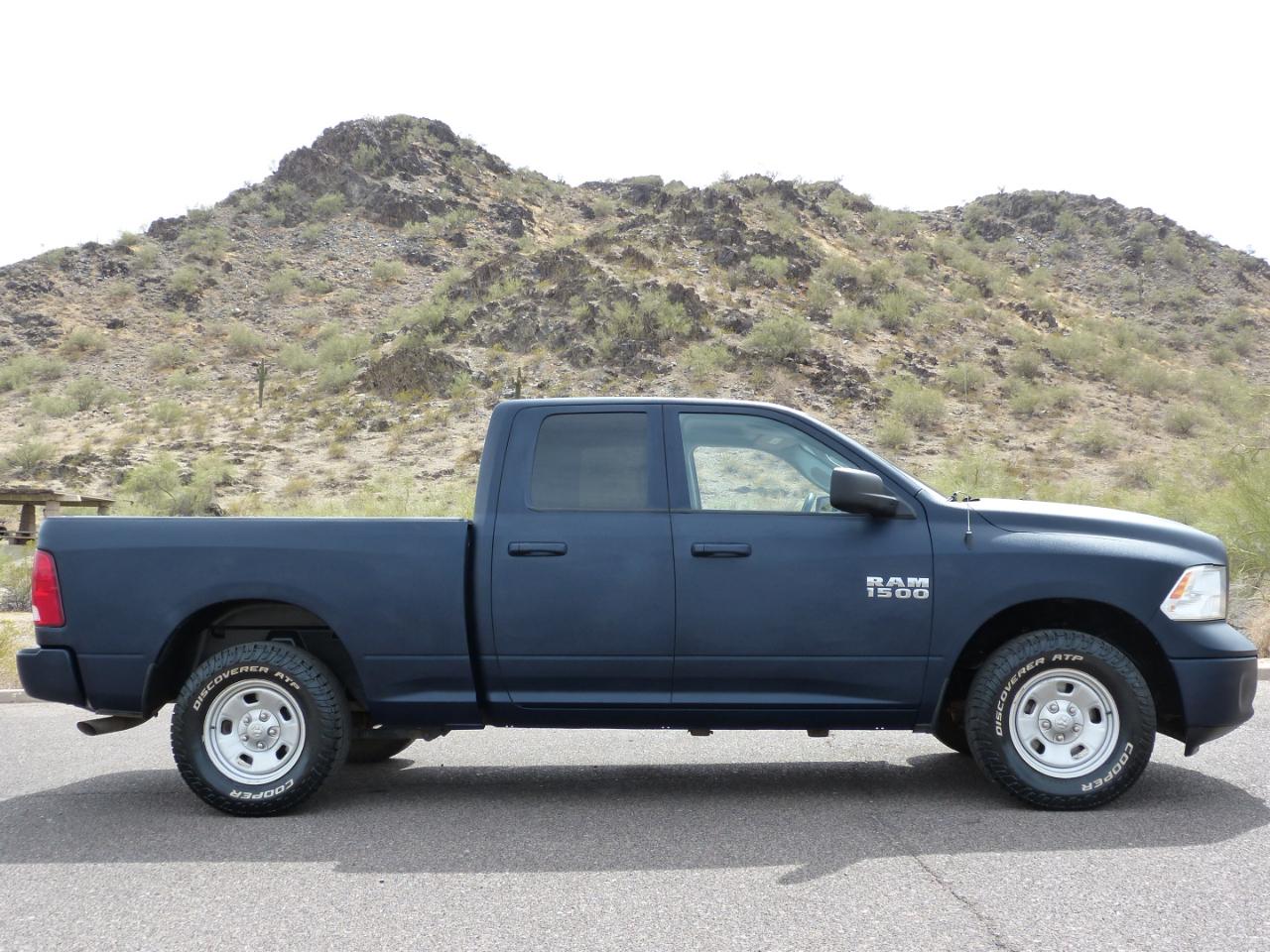 RAM 1500 Tradesman Quad Cab 4WD 2015