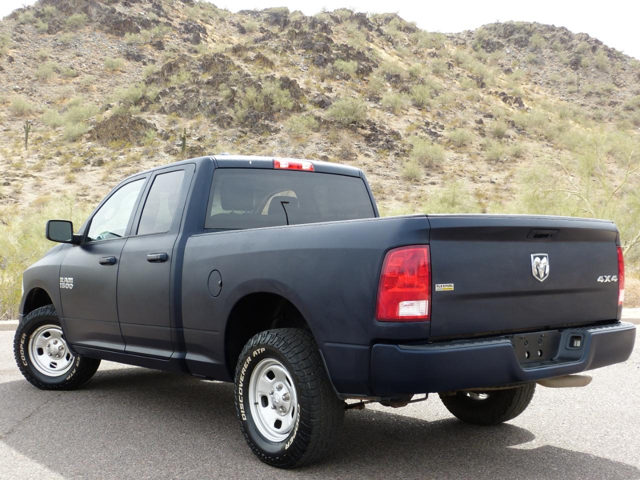 RAM 1500 Tradesman Quad Cab 4WD 2015