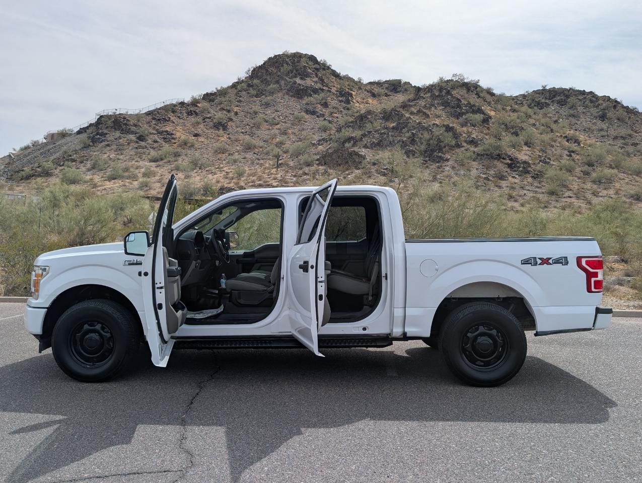 Ford F-150 XLT SuperCrew 4WD 2018