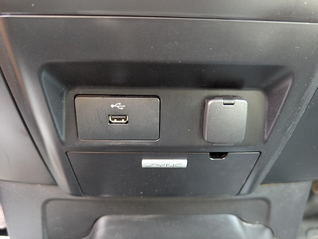 Ford F-150 XLT SuperCrew 4WD 2018