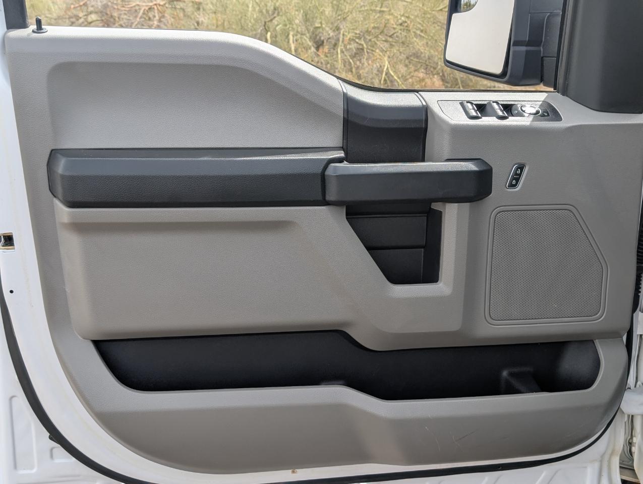 Ford F-150 XLT SuperCrew 4WD 2018