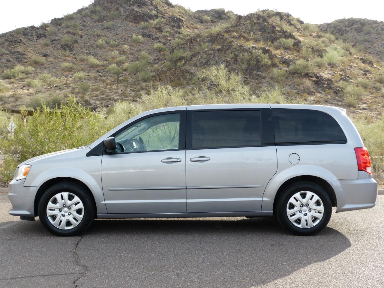 Dodge Grand Caravan SE 2017