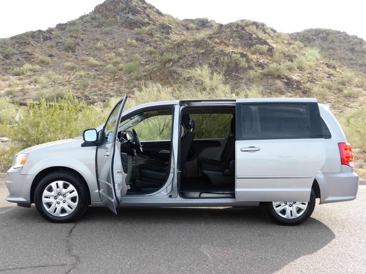 Dodge Grand Caravan SE 2017