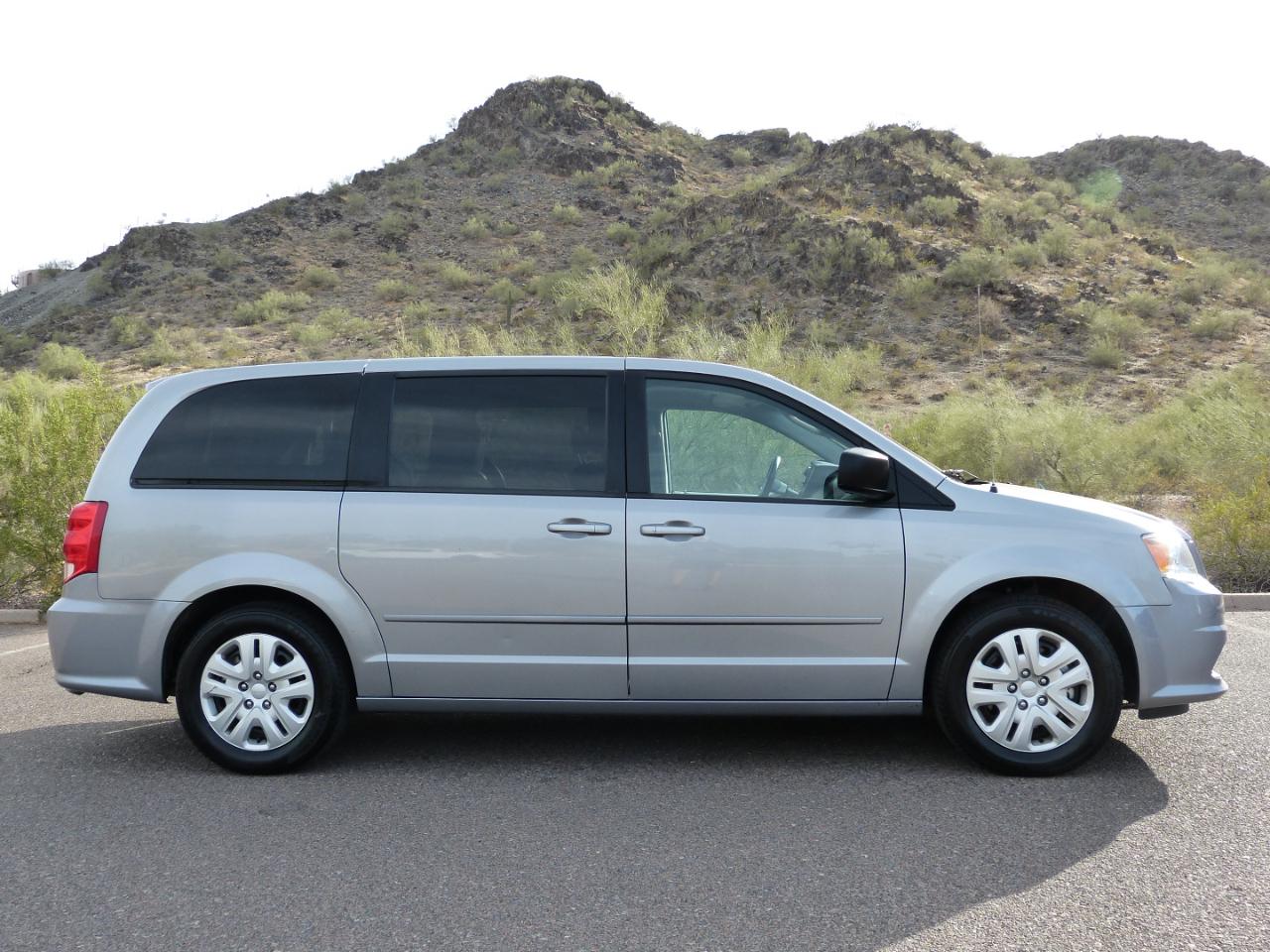 Dodge Grand Caravan SE 2017