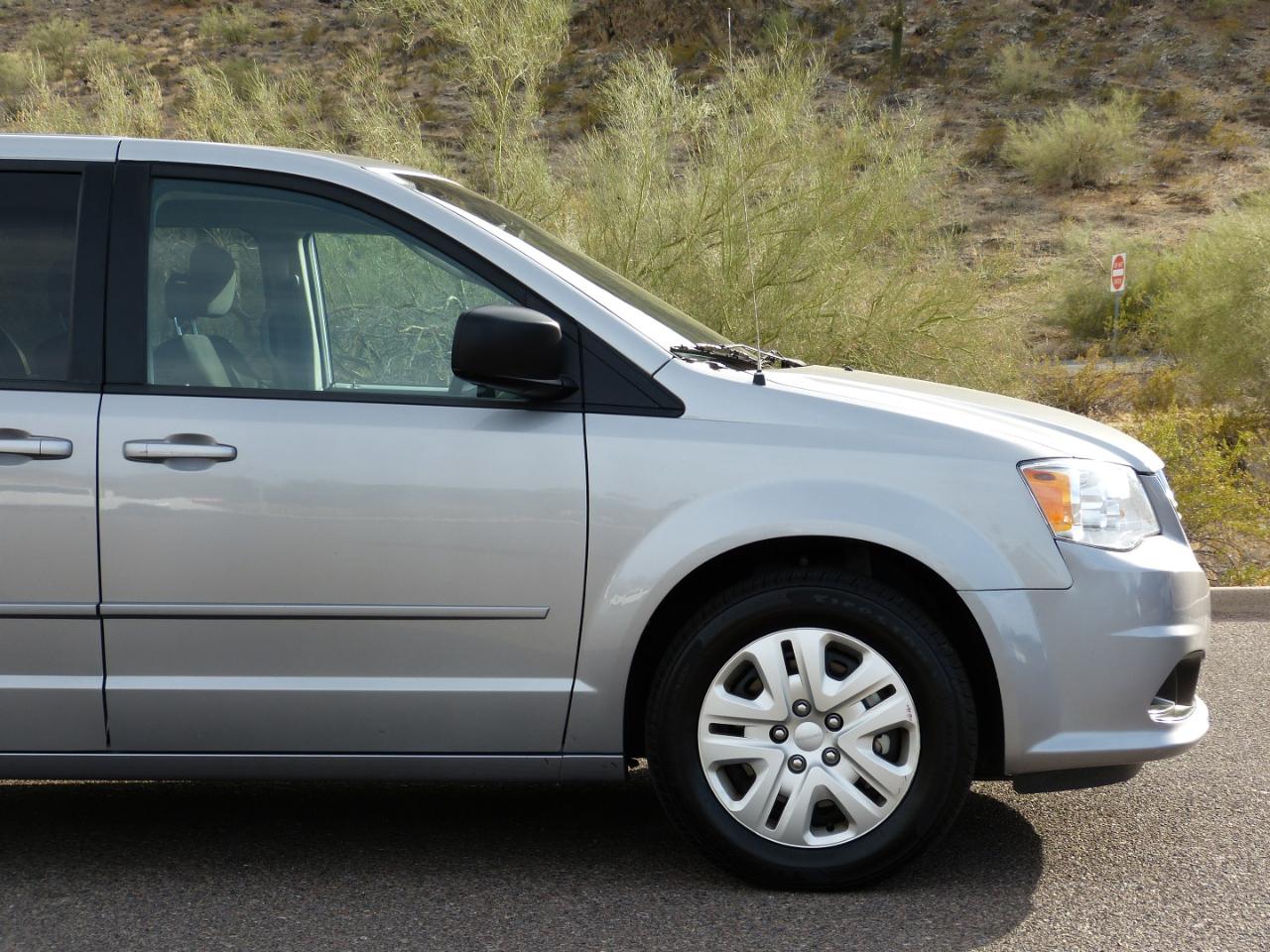 Dodge Grand Caravan SE 2017