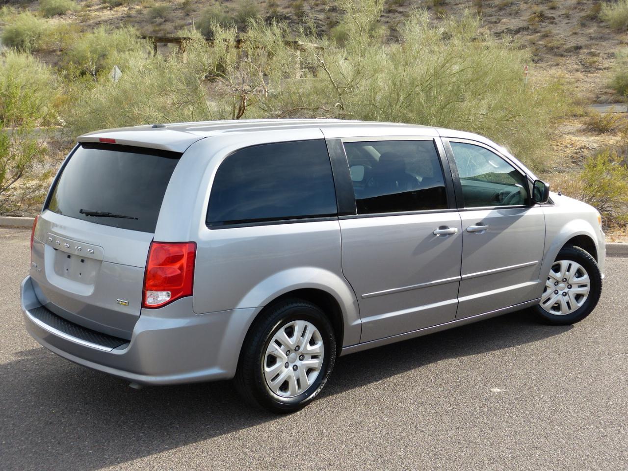 Dodge Grand Caravan SE 2017