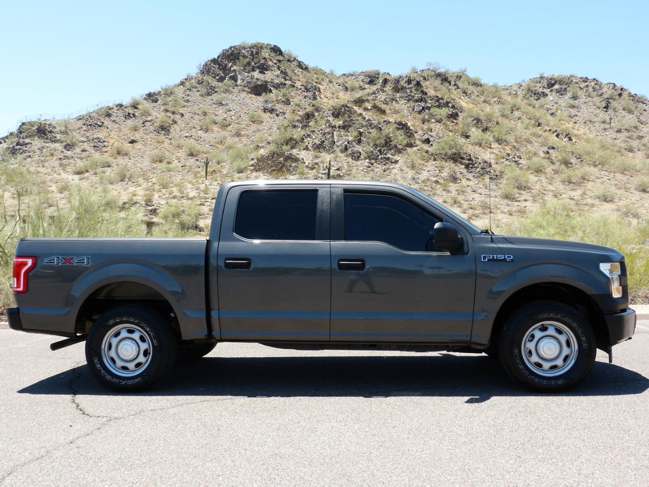 Ford F-150 4WD SuperCrew 157" XLT 2017