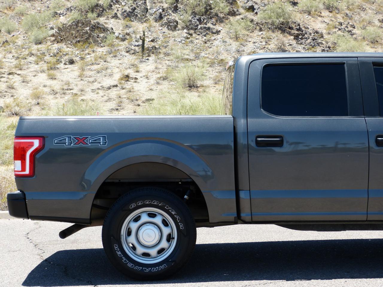 Ford F-150 4WD SuperCrew 157" XLT 2017