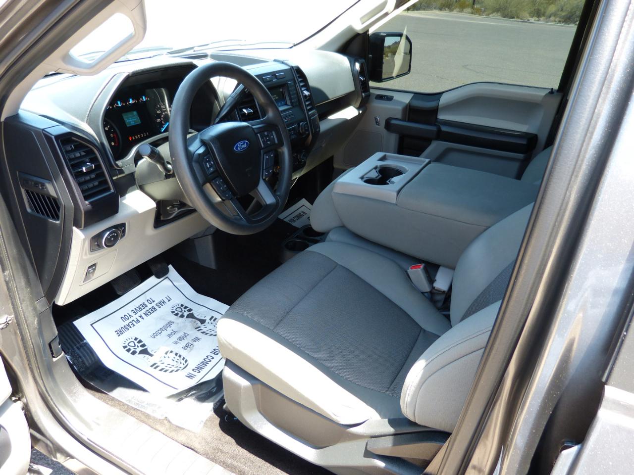 Ford F-150 4WD SuperCrew 157" XLT 2017