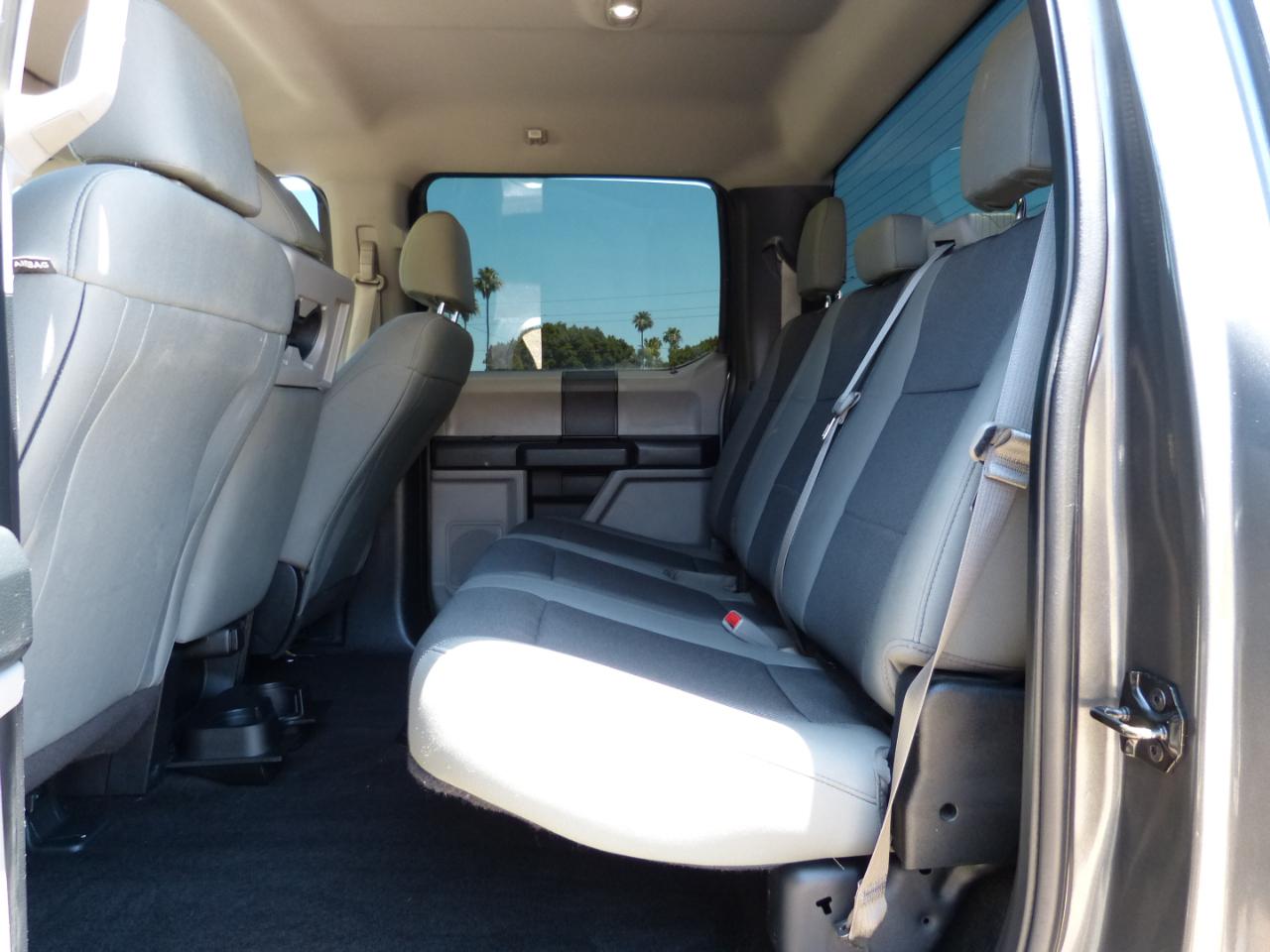 Ford F-150 4WD SuperCrew 157" XLT 2017