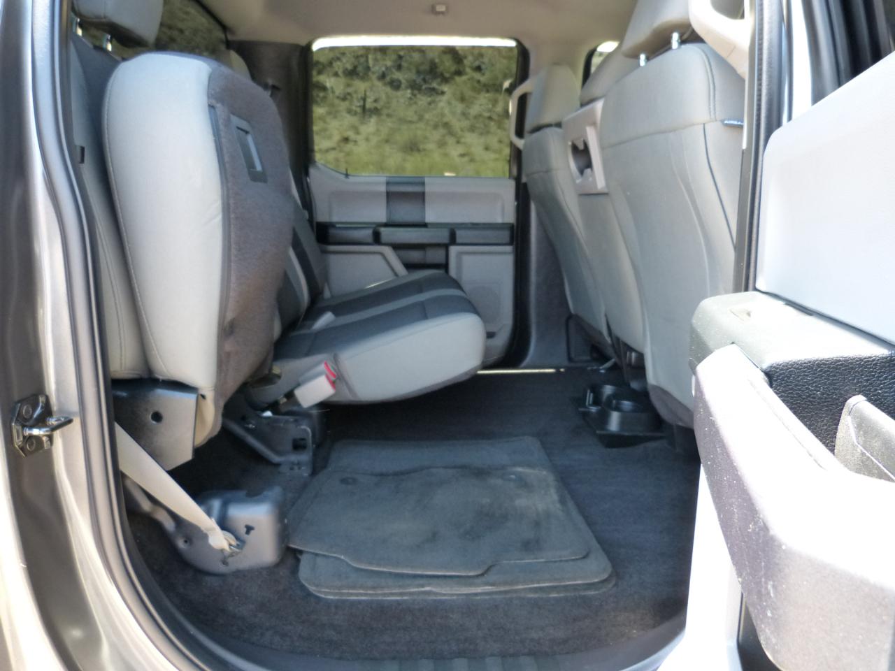 Ford F-150 4WD SuperCrew 157" XLT 2017