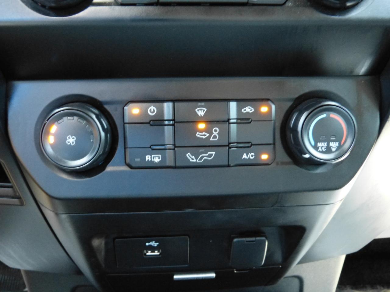 Ford F-150 4WD SuperCrew 157" XLT 2017
