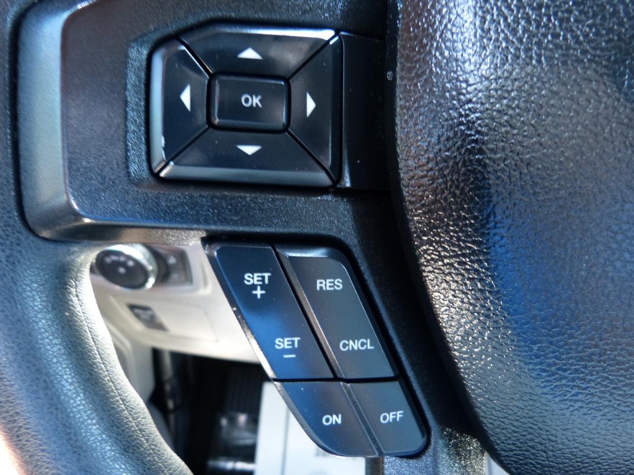 Ford F-150 4WD SuperCrew 157" XLT 2017