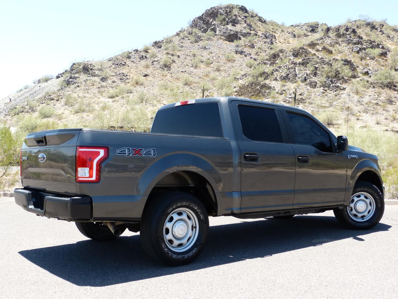 Ford F-150 4WD SuperCrew 157" XLT 2017