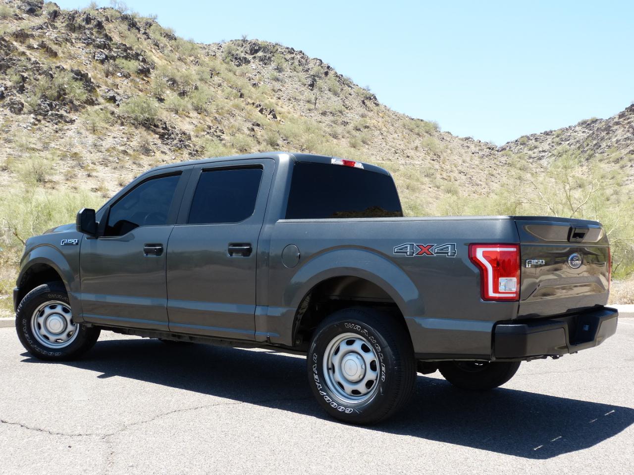 Ford F-150 4WD SuperCrew 157" XLT 2017