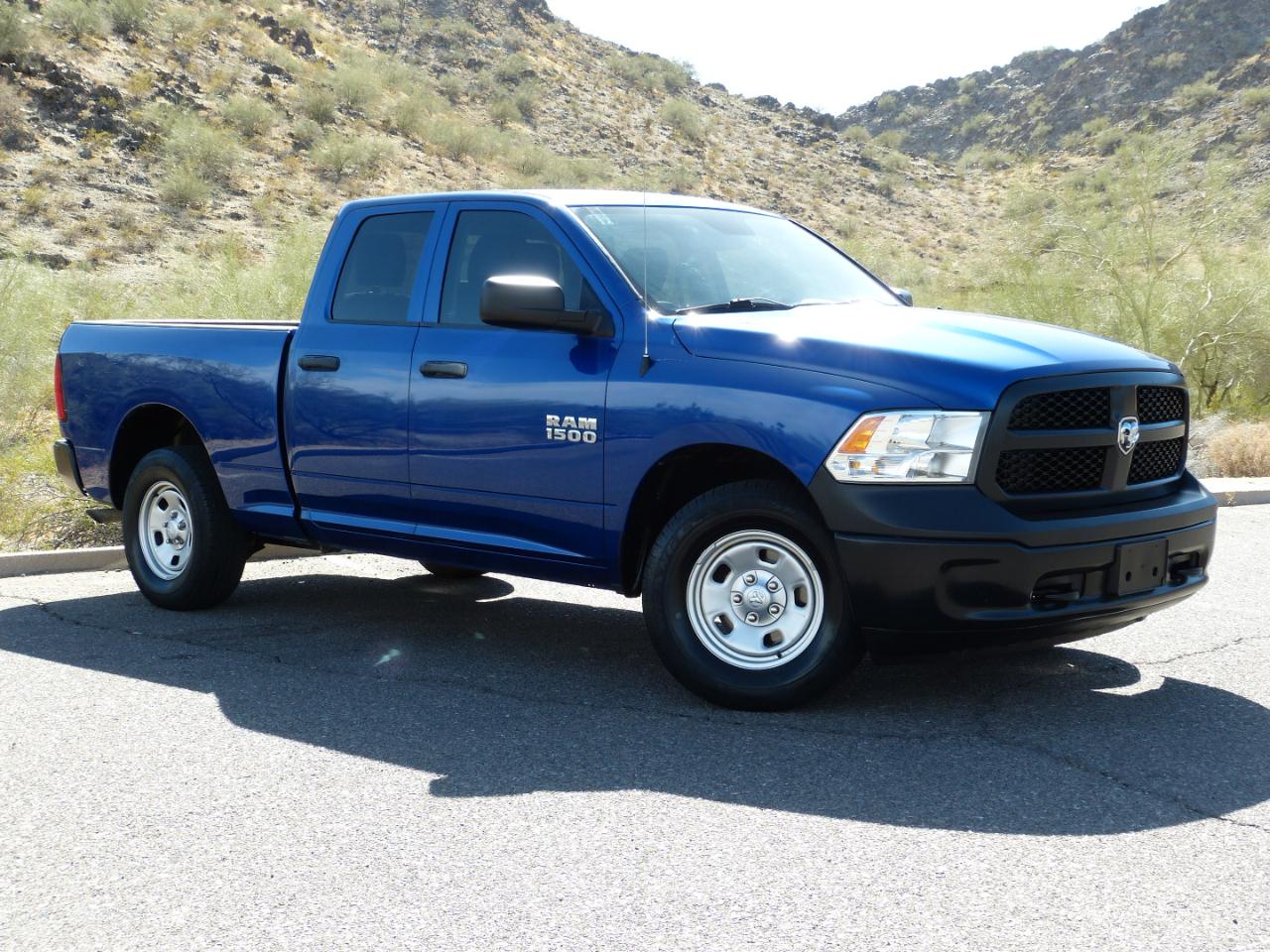 RAM 1500 Tradesman Crew Cab SB 4WD 2016