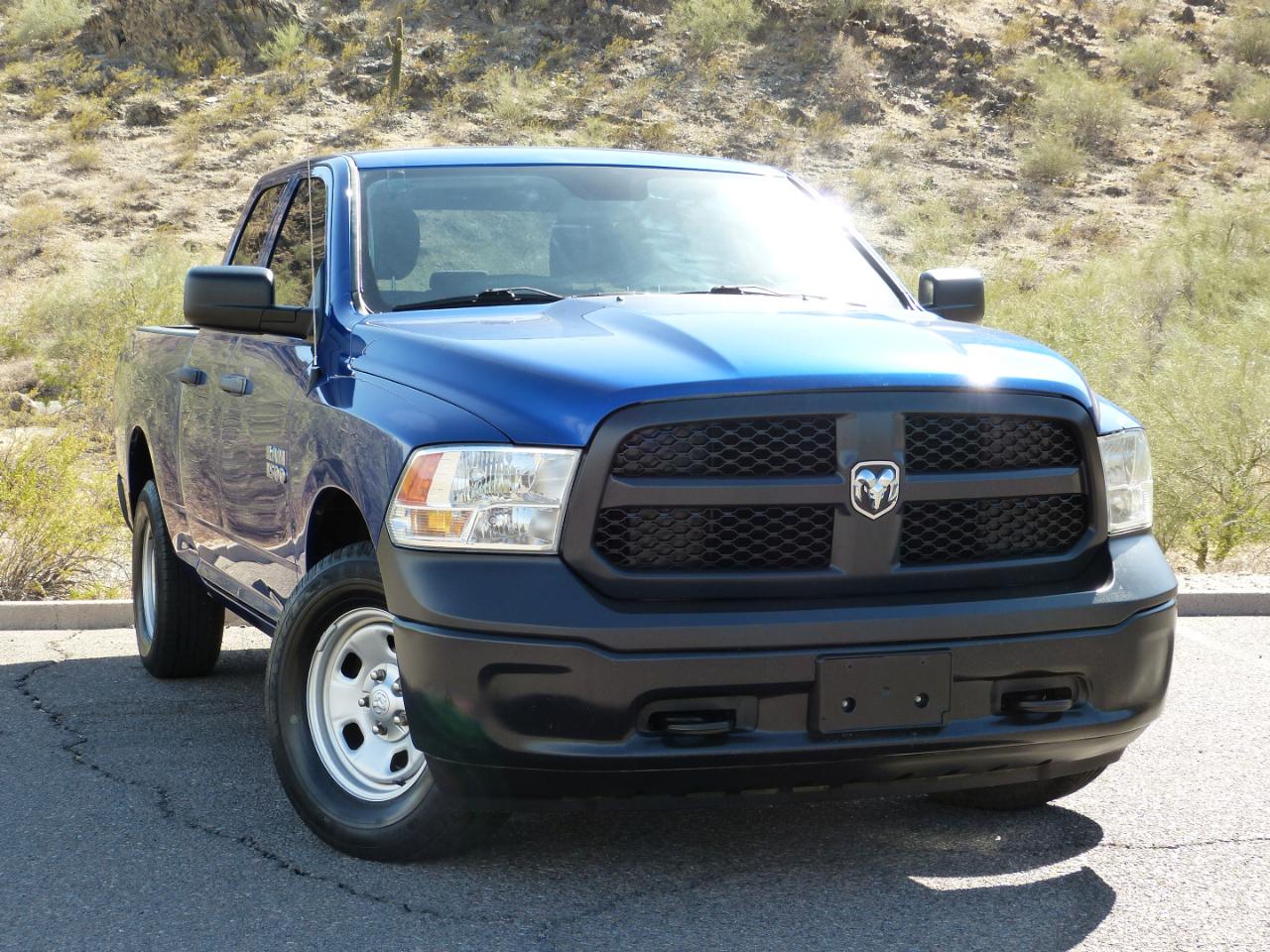 RAM 1500 Tradesman Crew Cab SB 4WD 2016