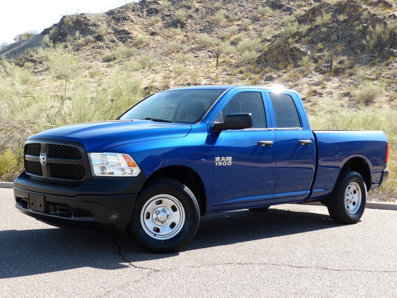 RAM 1500 Tradesman Crew Cab SB 4WD 2016