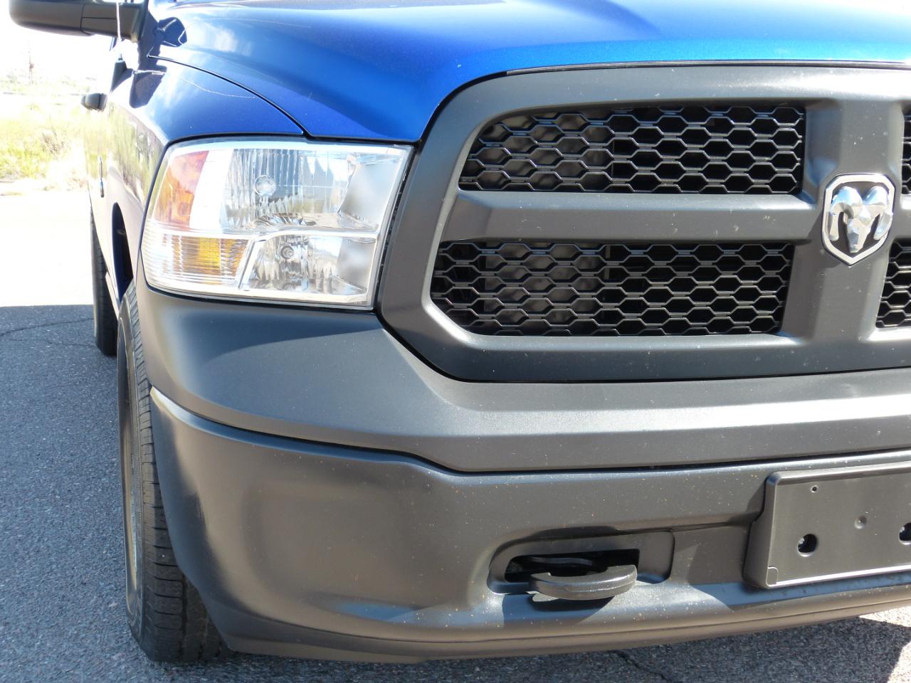 RAM 1500 Tradesman Crew Cab SB 4WD 2016