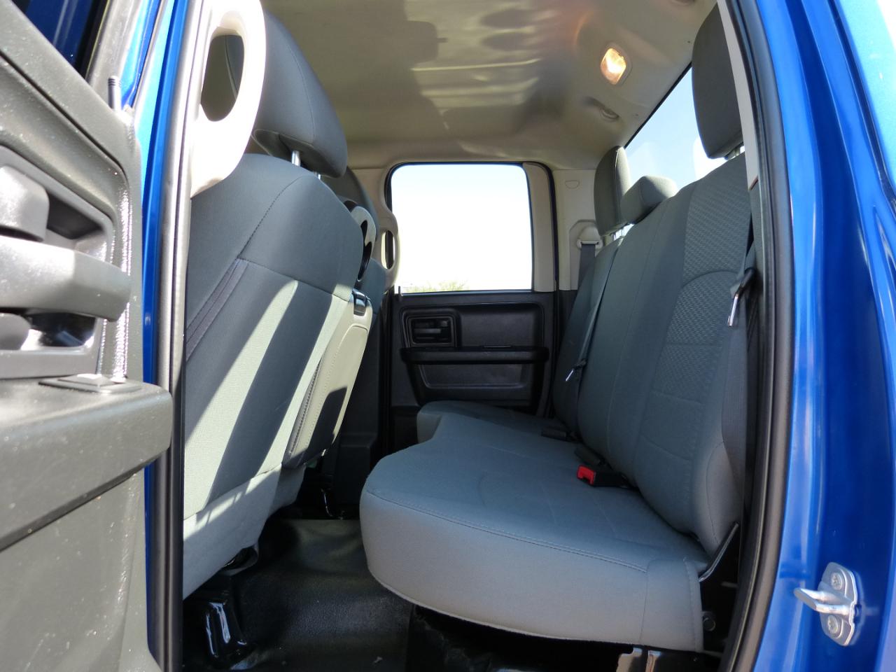 RAM 1500 Tradesman Crew Cab SB 4WD 2016